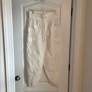 Athleta Cream Cargo Pants - Alicia Keys Collection Like New